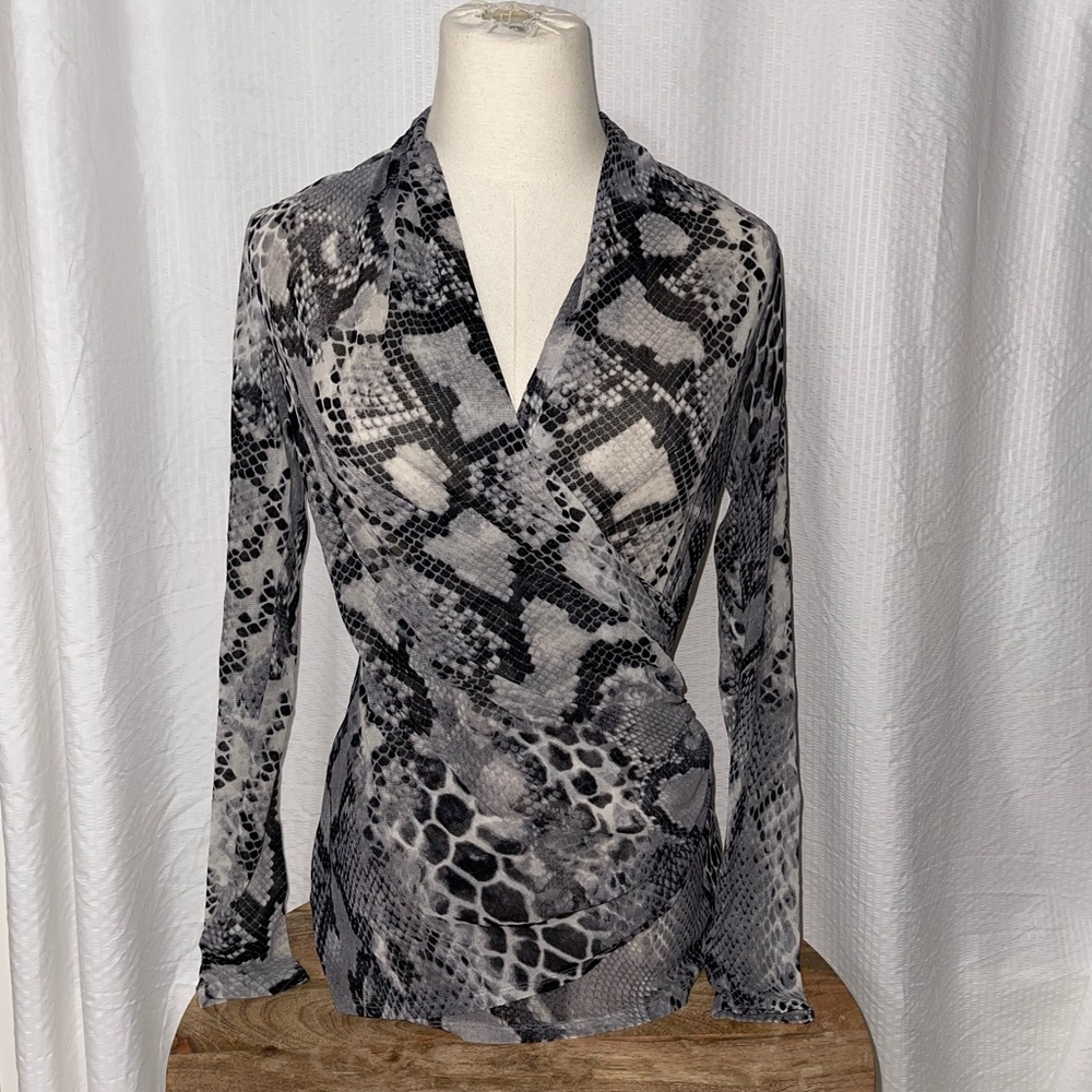 Karen Kane Top